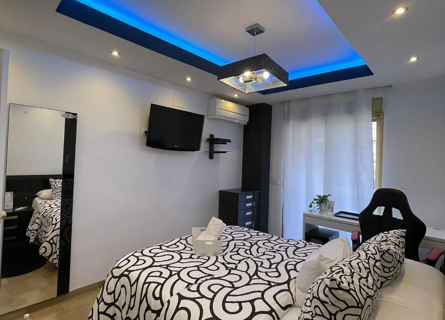 Habitation Centrica En Torremolinos Apartment Homestay